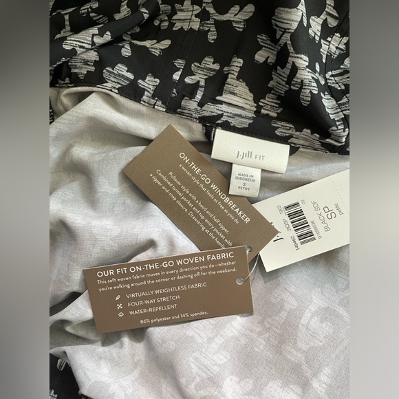 J.JILL Fit On The Go Hooded Jacket/WindbreakerBlack 1/2 Zip Size Small Petite - Picture 9 of 12